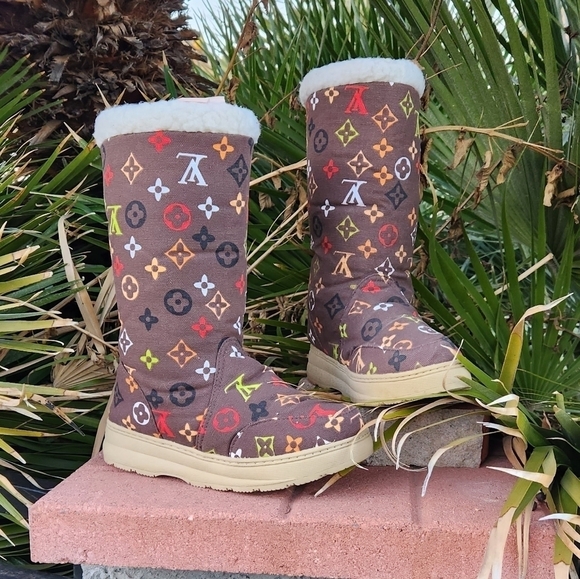 Cozy Monogram Winter Boots - Picture 1 of 6
